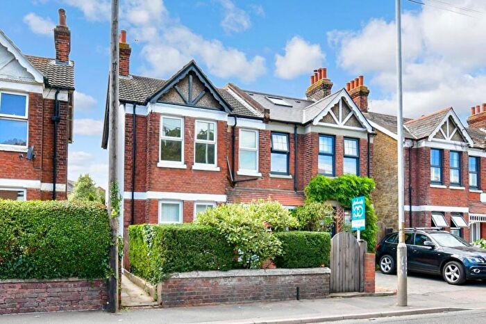 2 Bedroom Flat For Sale In St Peters Park Road, Broadstairs, CT10