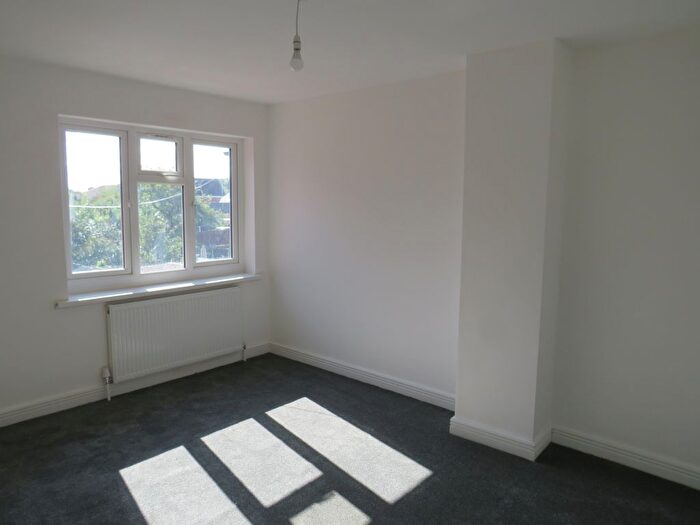2 Bedroom Flat To Rent In Cannock Road, Cannock, WS11