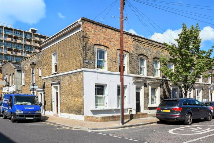 2 Bedroom End Of Terrace House To Rent In Tollet Street, London, E1