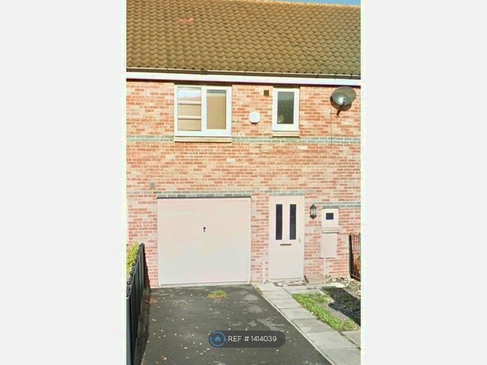 4 Bedroom Terraced House To Rent In Village Heights, Gateshead, NE8