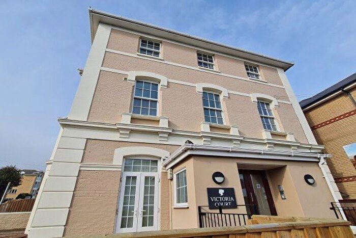 2 Bedroom Flat To Rent In Wilton Park Road, Shanklin, PO37