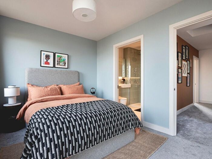 4 Bedroom Terraced House To Rent In Milne Avenue, Cambridge, Cambridgeshire, CB3