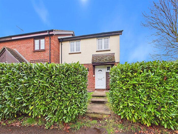 3 Bedroom End Terrace House For Sale In Pollards Green, Chelmsford, CM2