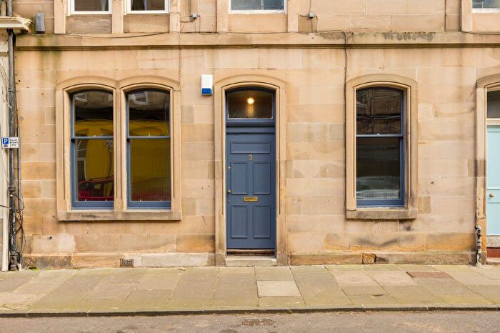 2 Bedroom Flat For Sale In Jameson Place, Leith Walk, EH6