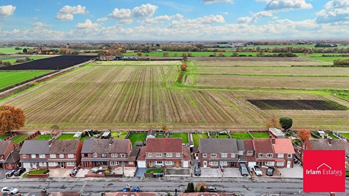 3 Bedroom Semi-detached House For Sale In Rose Avenue, Irlam, M44