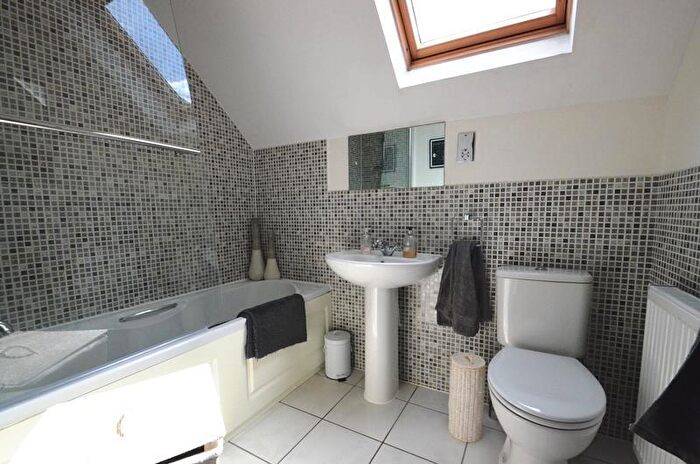 2 Bedroom Apartment To Rent In Cherry Tree House, Wood Lane, Ruislip, Middlesex, HA4