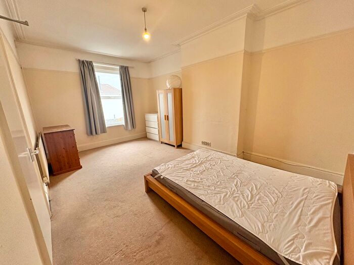 4 Bedroom Property To Rent In Henleaze Road, Bristol, BS9
