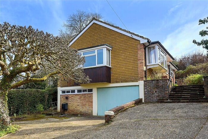 3 Bedroom Bungalow For Sale In Chilworth, Guildford, GU4