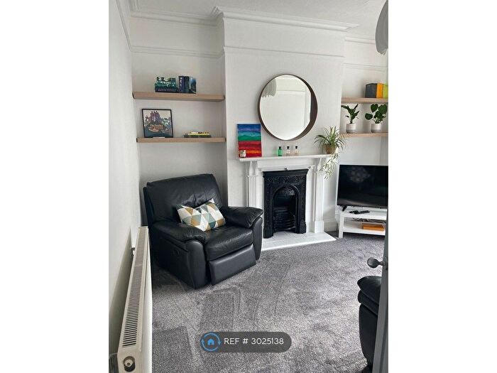 2 Bedroom Flat To Rent In Ashbourne Road, Mitcham, CR4