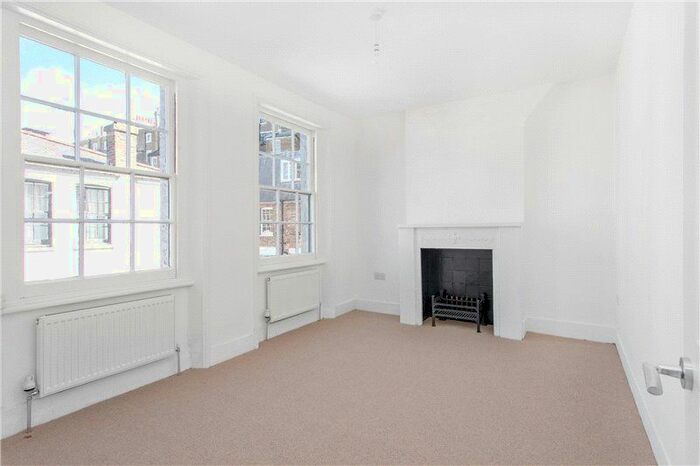 1 Bedroom Maisonette To Rent In Cromwell Mews, South Kensington, London, SW7
