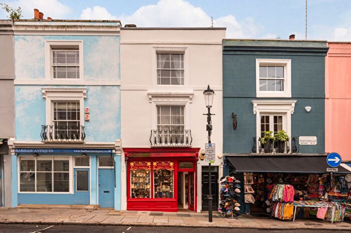 3 Bedroom Maisonette To Rent In Portobello Road, Notting Hill, London, W11