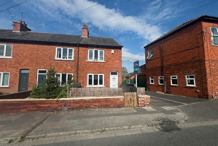 3 Bedroom Terraced House To Rent In Ashton Road, Castleford, WF10