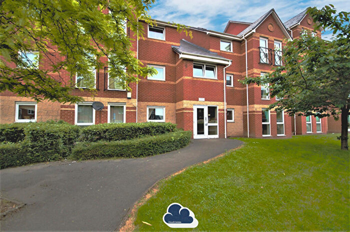 2 Bedroom Apartment To Rent In Thackhall Street, Stoke, Coventry, CV2