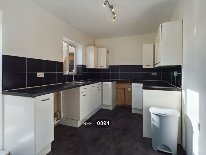 3 Bedroom Terraced House To Rent In Gower Road, HU4
