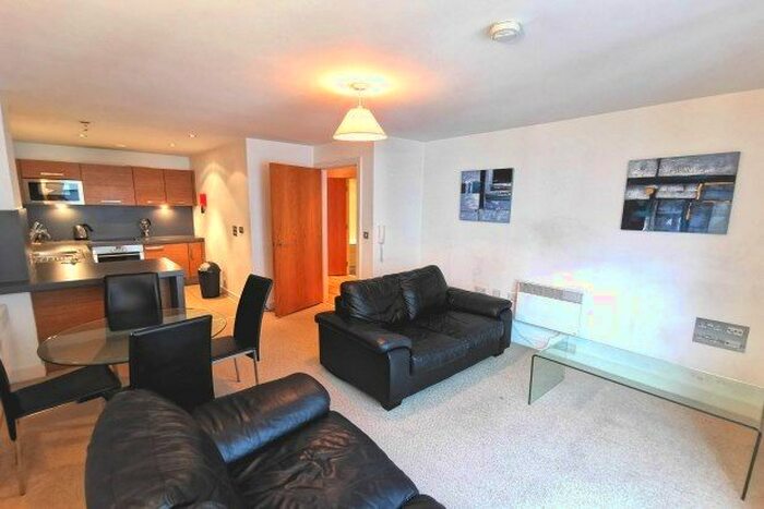 1 Bedroom Flat To Rent In Vallea Court, Manchester, M4
