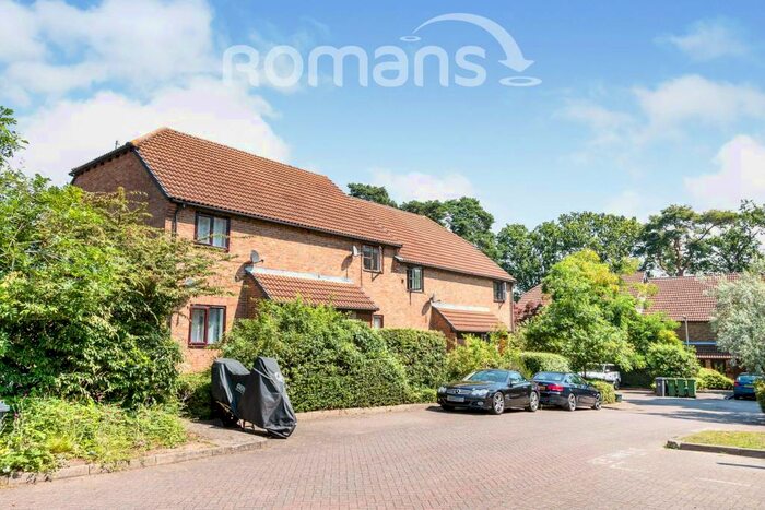 1 Bedroom Maisonette To Rent In Bluebell Rise, Lightwater, GU18