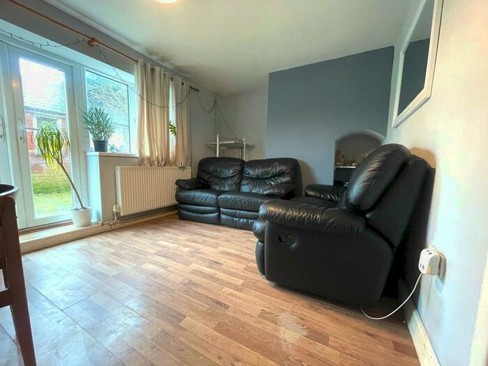 4 Bedroom House To Rent In Old Watton Road, Colney, Norwich, NR4