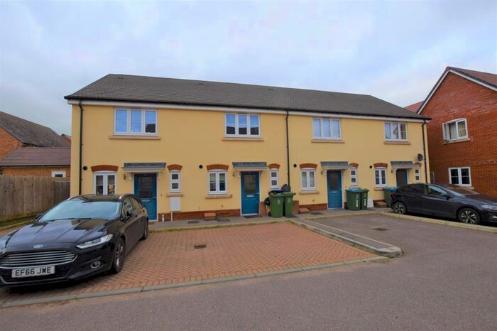 2 Bedroom Property To Rent In Millway Furlong, Haddenham, Aylesbury, HP17