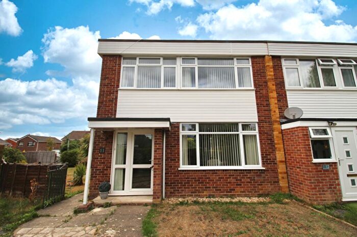 3 Bedroom Terraced House For Sale In Grangewood Gardens, Fair Oak, SO50