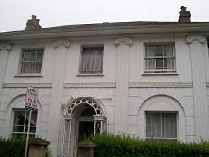 Flat To Rent In London Road, Brighton, East Sussex, BN1