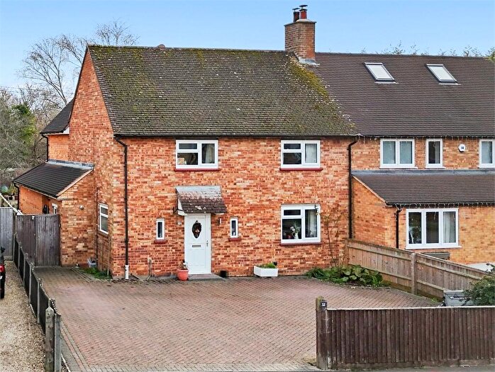 5 Bedroom Semi Detached House For Sale In Anstey Close, Waddesdon, Buckinghamshire., HP18