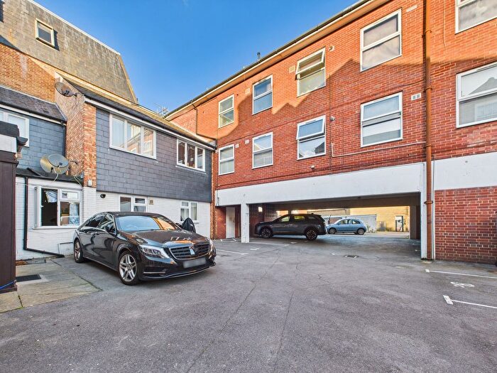 4 Bedroom Flat For Sale In The Annexe, Landport Street, Southsea, PO5