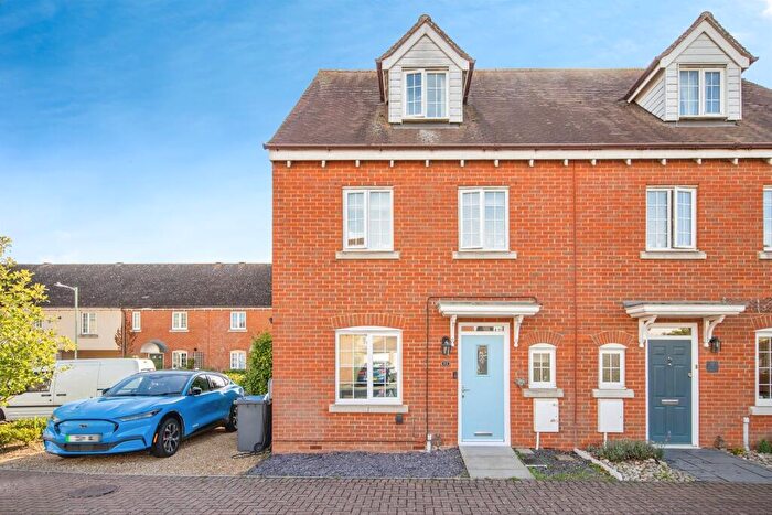 4 Bedroom Semi-Detached House For Sale In Willow Way, Rendlesham, Woodbridge, IP12