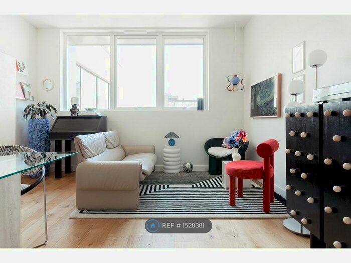 2 Bedroom Flat To Rent In Arklow Road, London, SE14