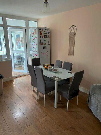 3 Bedroom Semi-Detached House To Rent In Barnes Hill, Birmingham, B29