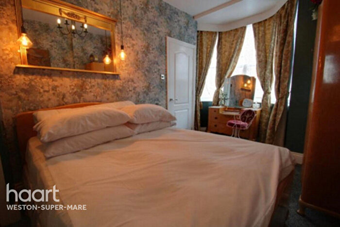 2 Bedroom Terraced House To Rent In South Terrace, Weston-Super-Mare, BS23