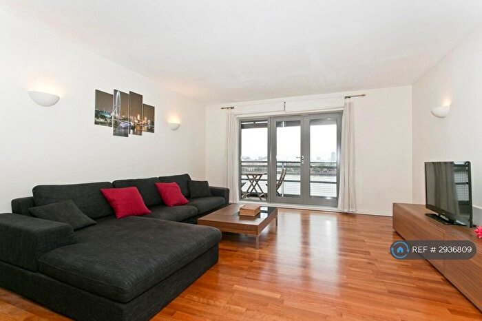 2 Bedroom Flat To Rent In Hutchings Street, London, E14
