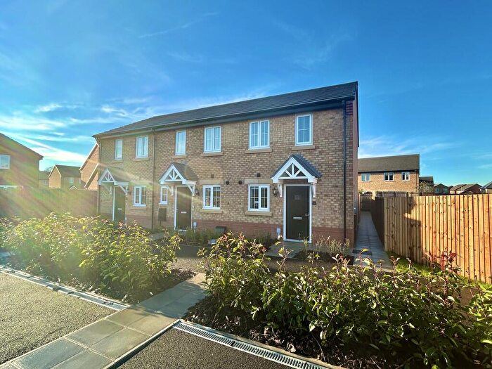 2 Bedroom End Of Terrace House To Rent In Tamerlane Road, Crewe, Cheshire, CW1