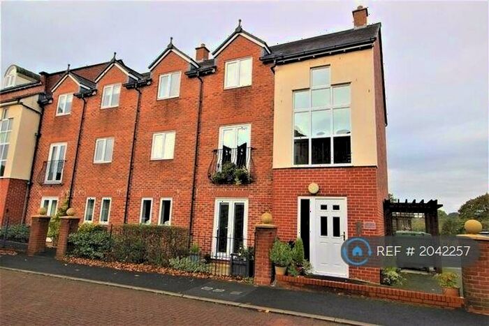 2 Bedroom Flat To Rent In Greenside, Cottam, Preston, PR4