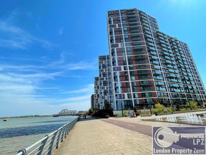 2 Bedroom Flat To Rent In Duke Of Wellington Avenue, Woolwich, SE18