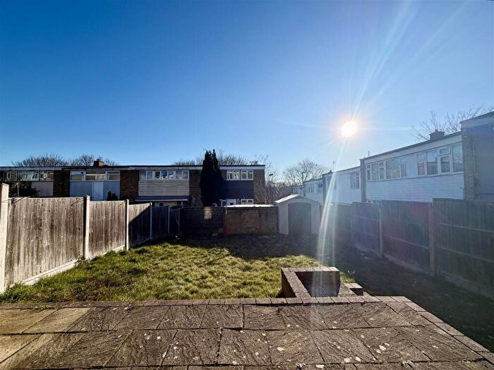 2 Bedroom House To Rent In Northbrooks, Harlow, CM19