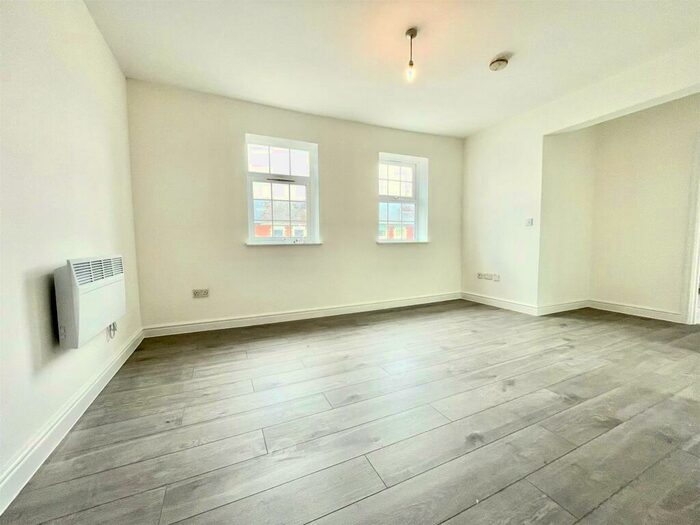 1 Bedroom Apartment To Rent In Connaught House, Connaught Road, Reading, Berkshire, RG30