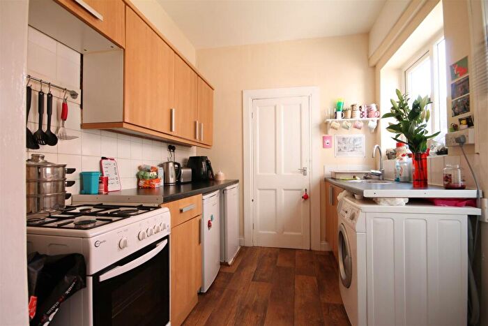 2 Bedroom Flat To Rent In Warton Terrace, Heaton, NE6