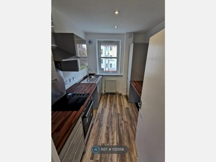 2 Bedroom Flat To Rent In Paterson Street, Dundee, DD3
