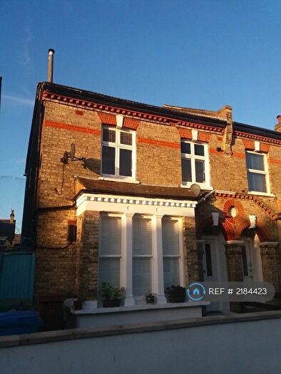 1 Bedroom Flat To Rent In Carden Road, London, SE15