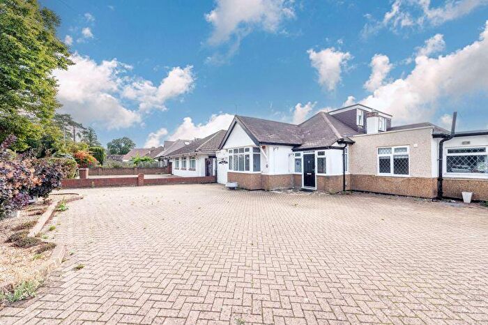 4 Bedroom Detached Bungalow For Sale In Worcester Park, KT4