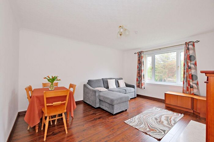 2 Bedroom Flat For Sale In Carnie Drive, Ashgrove, Aberdeen, AB25