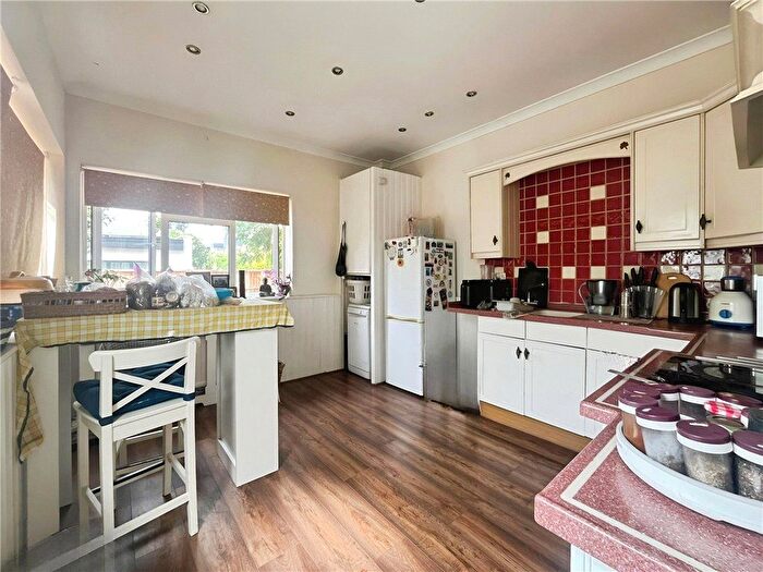 3 Bedroom Bungalow To Rent In Kneller Road, Twickenham, TW2