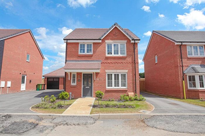 3 Bedroom Detached House To Rent In The Elms, Wantage, OX12