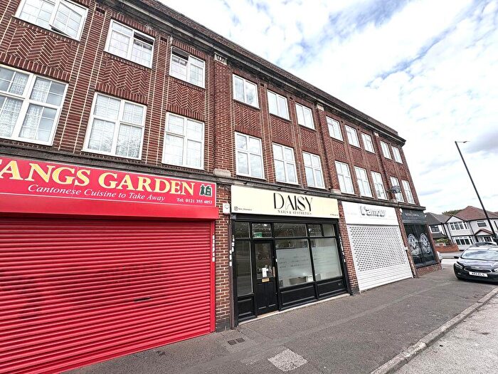 3 Bedroom Maisonette To Rent In Chester Road, New Oscott, Sutton Coldfield, B73