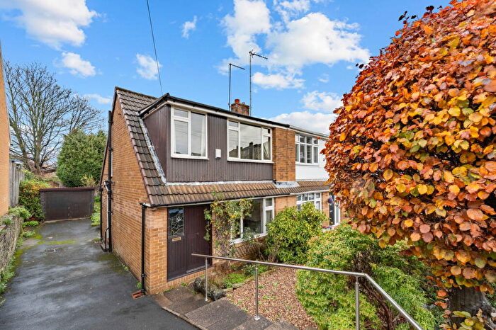 3 Bedroom Semi Detached House For Sale In Castlefields Crescent, Rastrick, HD6