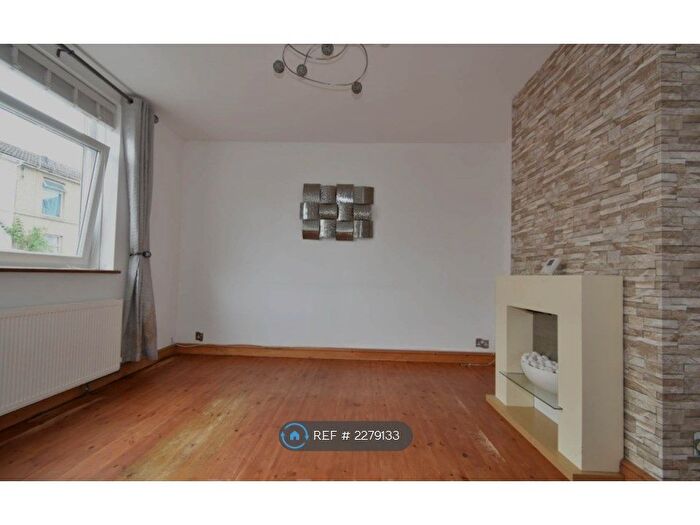 2 Bedroom Terraced House To Rent In Russell Street, Gosport, PO12