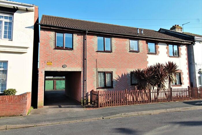 1 Bedroom Apartment To Rent In Queens Road, Gosport, PO12