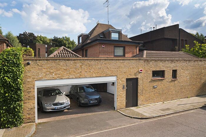 5 Bedroom Property For Sale In Elm Tree Road, St John's Wood, NW8