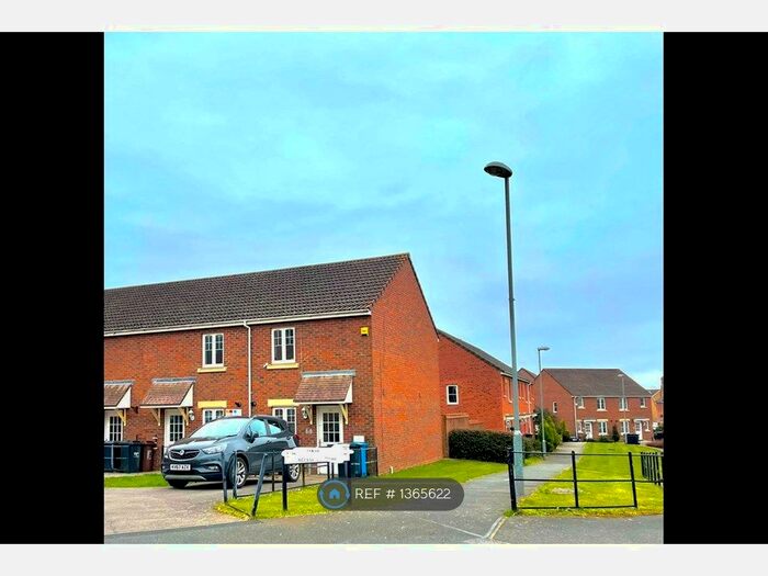 2 Bedroom Terraced House To Rent In Wren Close, Corby, NN18