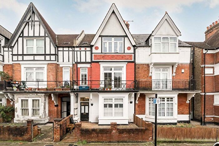 1 Bedroom Flat To Rent In Sternhold Avenue, London, SW2